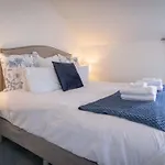 Sumner Surf Break Apt 1
